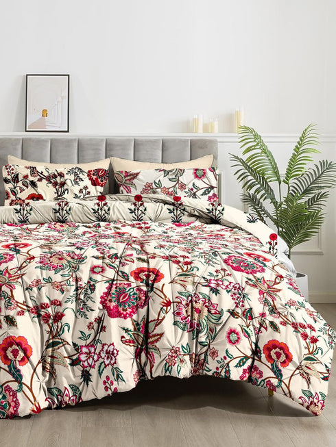 The White Moss Hannah Reversible Print Pinch Pleat AC Comforter With 2 Pillow Cover